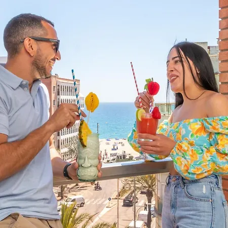 Apartment Marina - Sea Views In The Heart Of Lloret Lloret de Mar