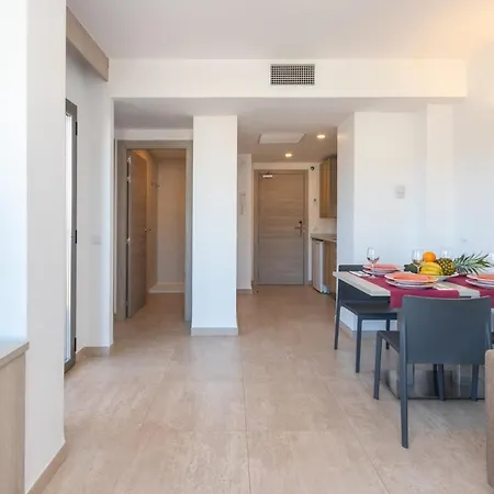 Marina - Sea Views In The Heart Of Lloret Apartamento *