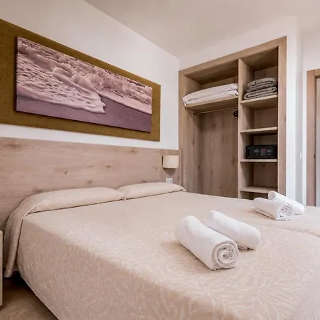 Marina - Sea Views In The Heart Of Lloret Lloret de Mar
