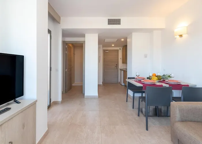 Marina - Sea Views In The Heart Of Lloret דירה *