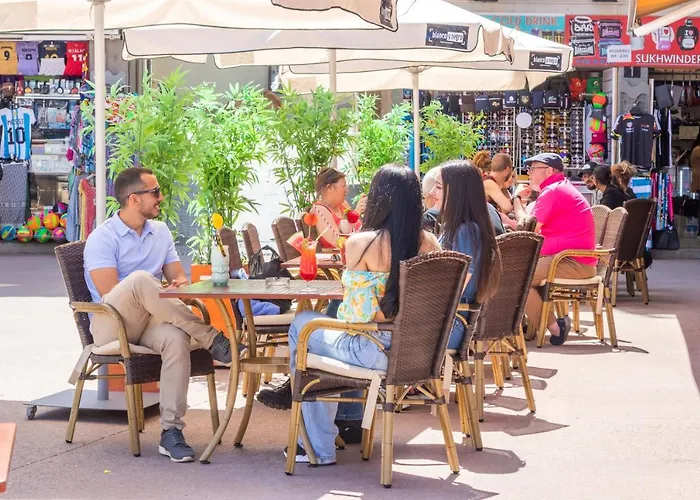 Marina - Sea Views In The Heart Of Lloret شقة *